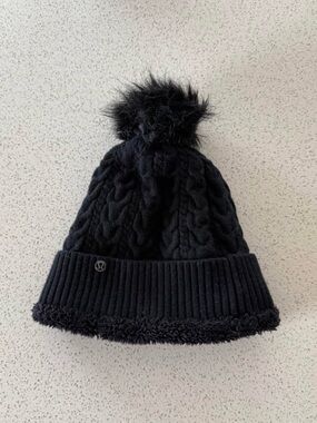 lululemon athletica Black Pom Pom Beanie Hat